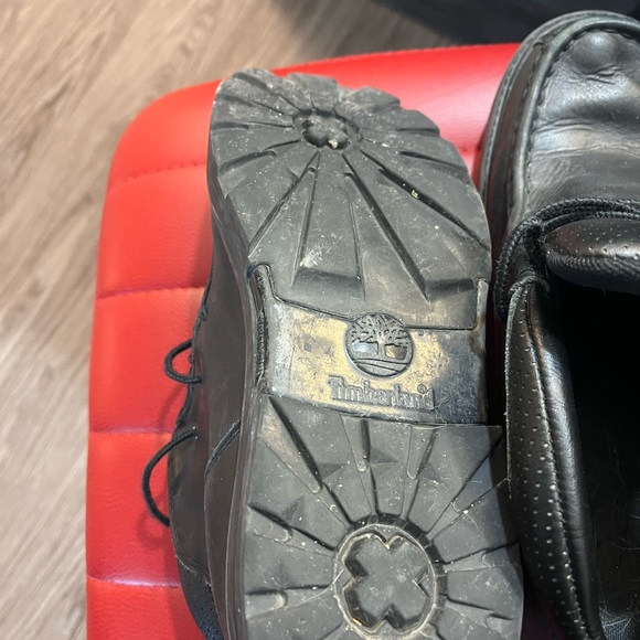 Black boots - Picture 3 of 3